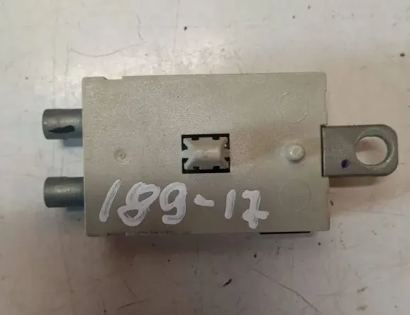 VOLVO V40 Cross Country 1 generation (2012-2020) Антенный модуль P30761703 33125108