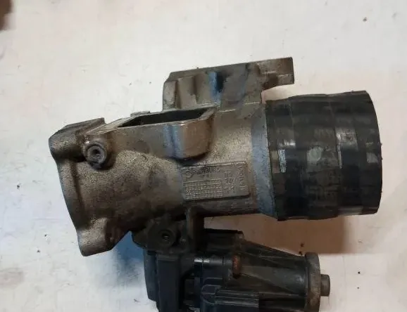 VOLVO S80 2 generation (2006-2020) EGR Valve 30774531 33126055