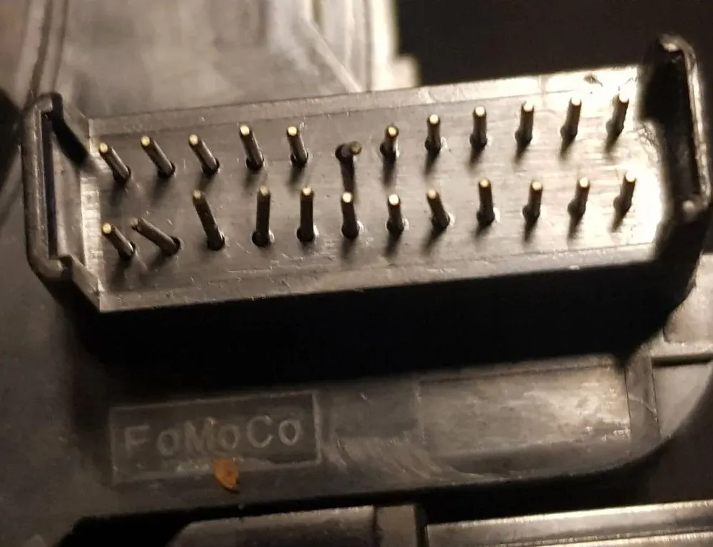 VOLVO V70 3 generation (2007-2020) Stūres lenta 050169AACH,31275363 33128456