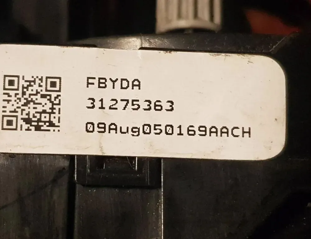 VOLVO V70 3 generation (2007-2020) Stūres lenta 050169AACH,31275363 33128456