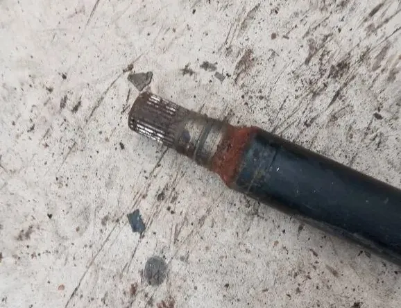 VOLVO V70 2 generation (2000-2008) Front Left Driveshaft P31272550 33129198