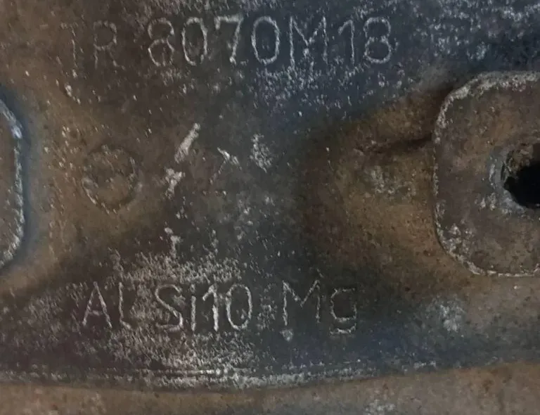 VOLVO V70 3 generation (2007-2020) Front engine mount 8070M18 33129253