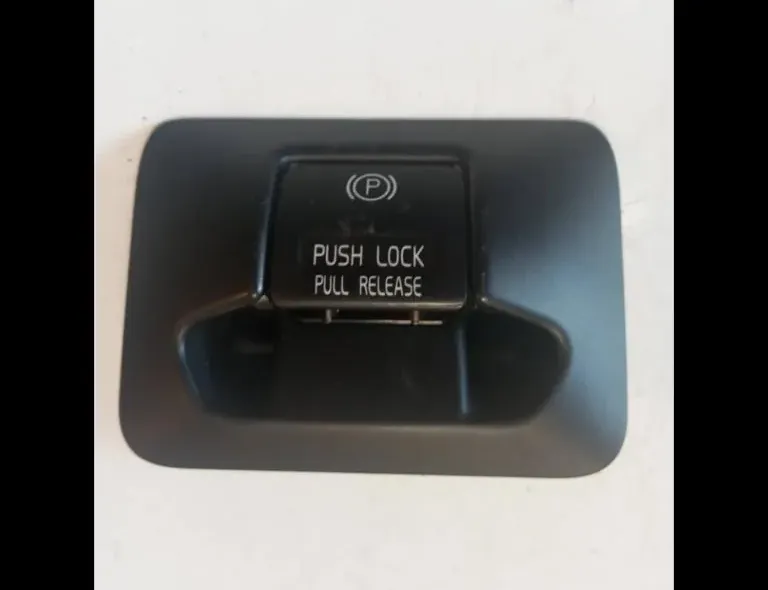 VOLVO V60 1 generation (2010-2020) Stāvbremzes poga 31334637 33129443