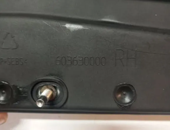 VOLVO XC60 1 generation (2008-2017) Priekšējā kreisā sēdekļa drošības spilvens SRS 31271168 33130204