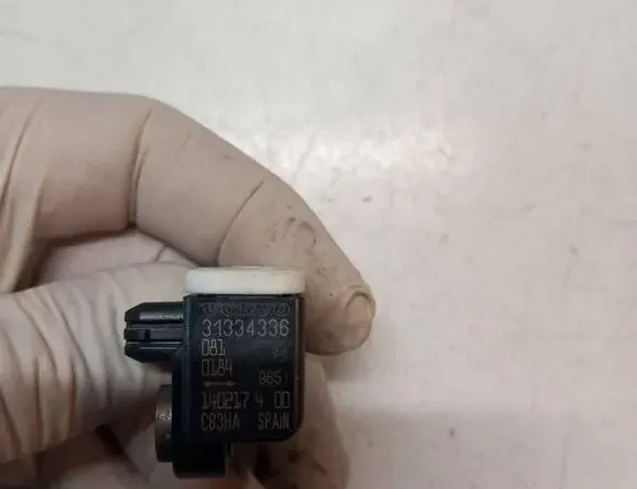 VOLVO V60 1 generation (2010-2020) Priekšējais kreisais trieciena sensors 31334336 33131876