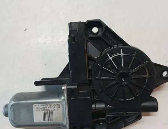 VOLVO XC60 1 generation (2008-2017) Priekšējo kreiso durvju logu pacēlāja motorīts 33132355