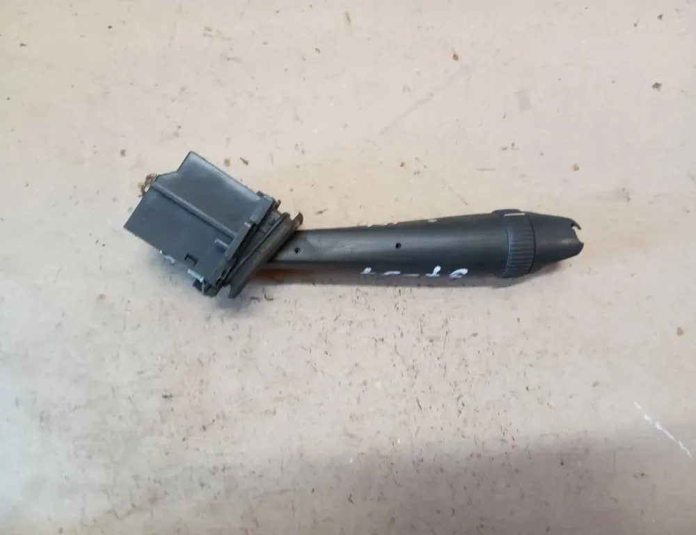 VOLVO S60 3 generation (2018-2023) Wiper Control ANJ971045C 33135031