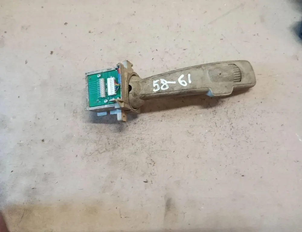 VOLVO XC60 1 generation (2008-2017) Управление стеклоочистителями 30798463,J6R3A 33135032