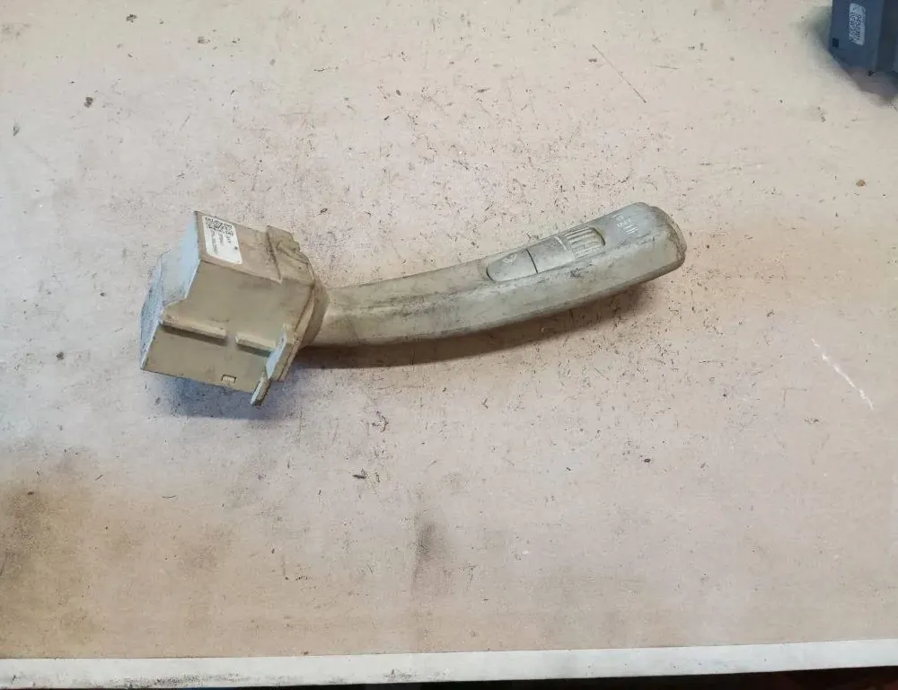 VOLVO XC60 1 generation (2008-2017) Управление стеклоочистителями 30798463,J6R3A 33135032