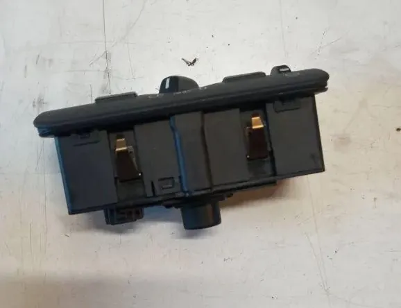 VOLVO S80 2 generation (2006-2020) Lukturu vadības slēdzis 090304A,30739414 33135467