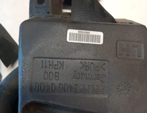 VOLVO XC60 1 generation (2008-2017) Rear Right Seatbelt 95011,34033923C 33135581