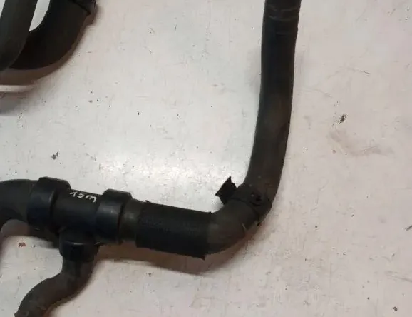 VOLVO V70 2 generation (2000-2008) Dzesēšanas šļauka / truba S4000238 33136277