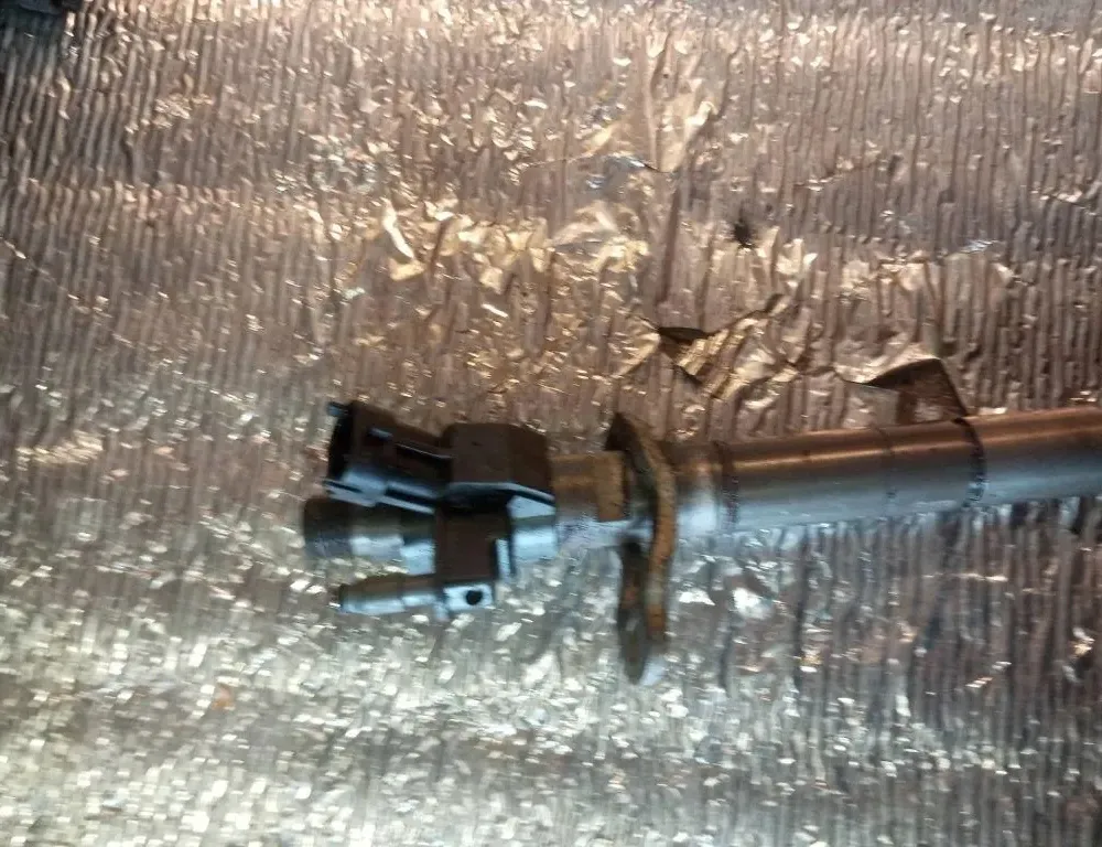 VOLVO V70 3 generation (2007-2020) Fuel Injector 31303238 33152585