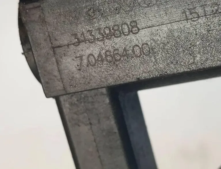 VOLVO XC60 1 generation (2008-2017) Solenoid Valve 31339808 33152693