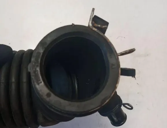 TOYOTA Avensis 3 generation (2009-2020) Другие трубы 178810R020 33153055