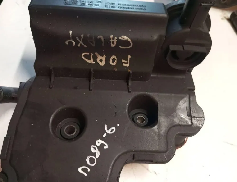 VOLVO S40 2 generation (2004-2012) Eļļas nogulsnētājs (separators) 9671271480 33154458