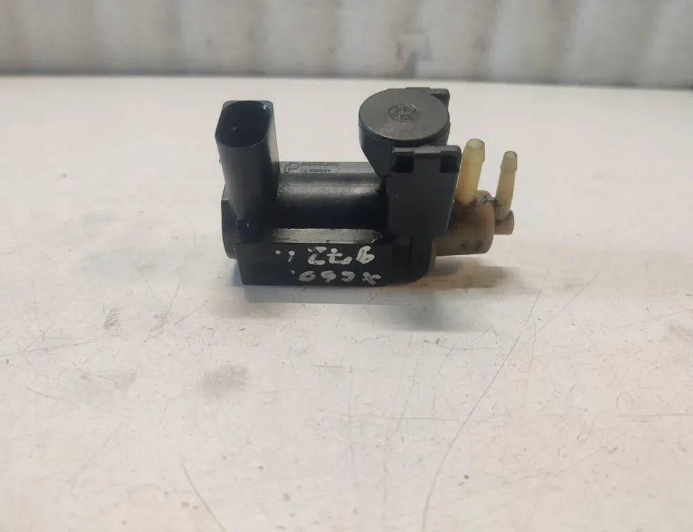 VOLVO XC60 1 generation (2008-2017) Соленоидный клапан 31339808 33155376