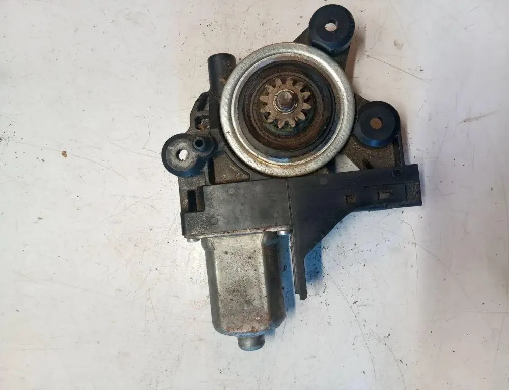 VOLVO S80 1 generation (1998-2006) Aizmugurējo kreiso durvju loga pacēlāja motorīts 1174081B,970716101 33159079