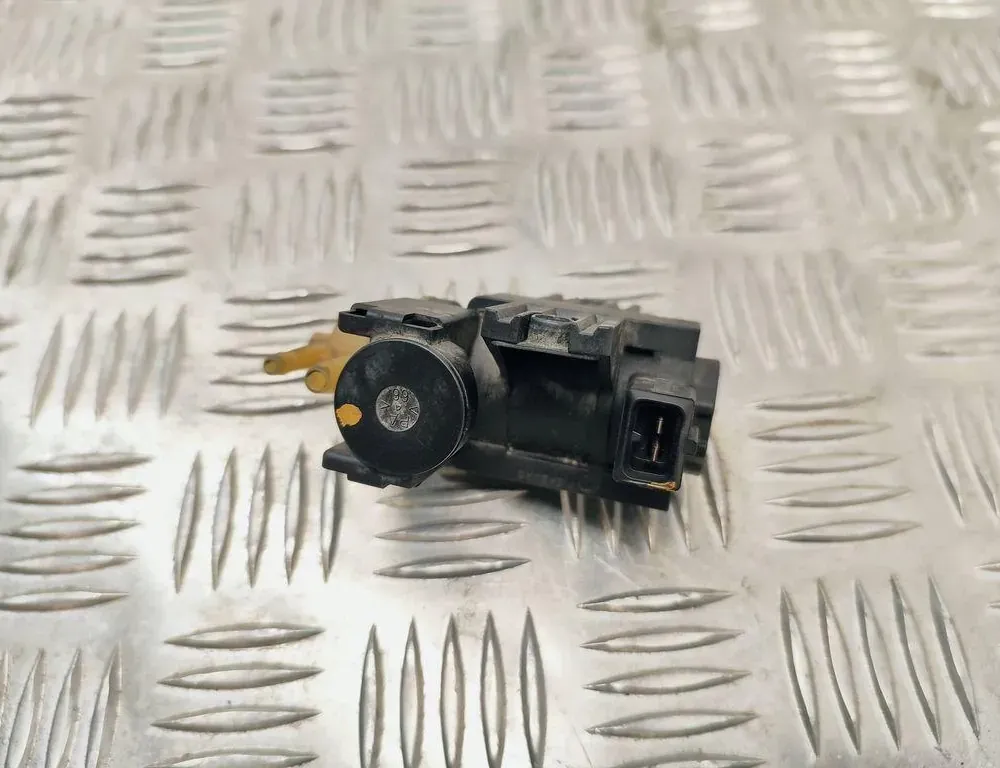 RENAULT Espace 5 generation (2015-2023) Соленоидный клапан 8200790180,70181405 33178676