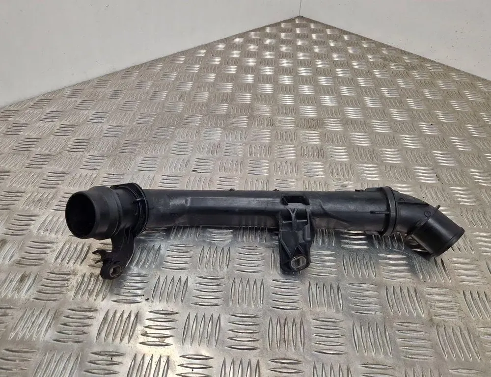 RENAULT Kadjar 1 generation (2015-2024) Starpdzesētāja / interkūlera truba 124604804R,144604EB1A 33240475