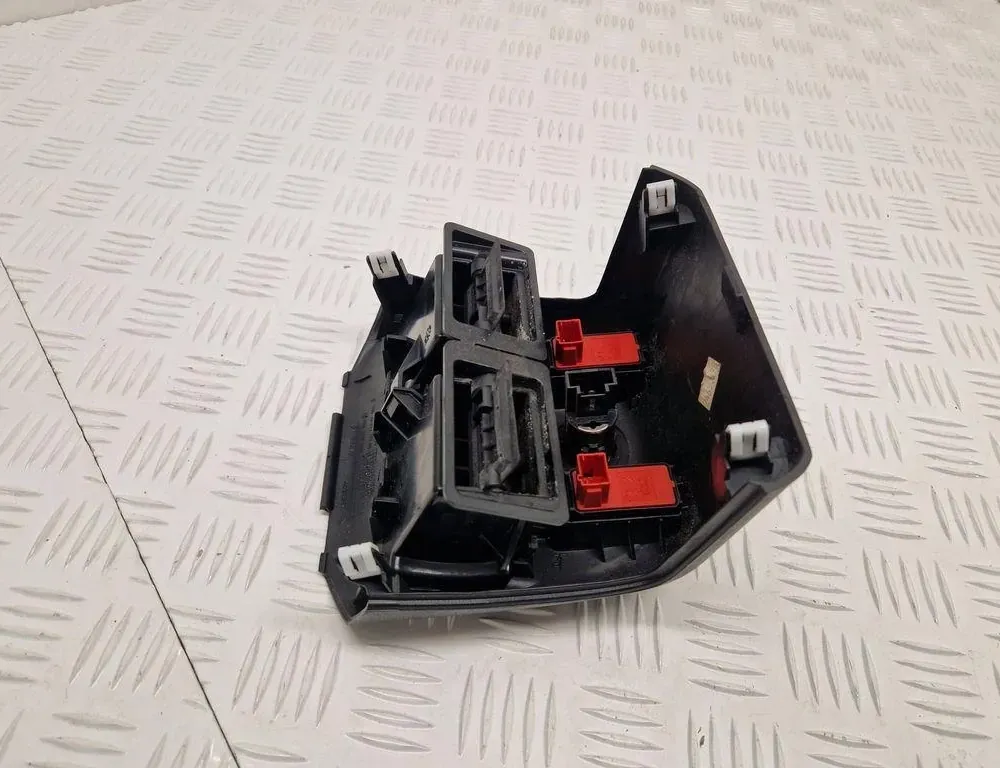 CITROËN DS5 1 generation (2012-2015) Rear air vent grille 9670771377 33374629