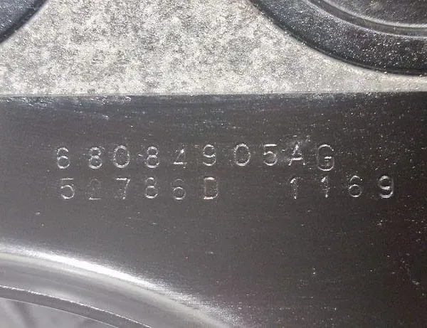 JEEP Grand Cherokee 4 generation (WK) (2004-2024) Degvielas filtra korpuss 68084905AG 30648823