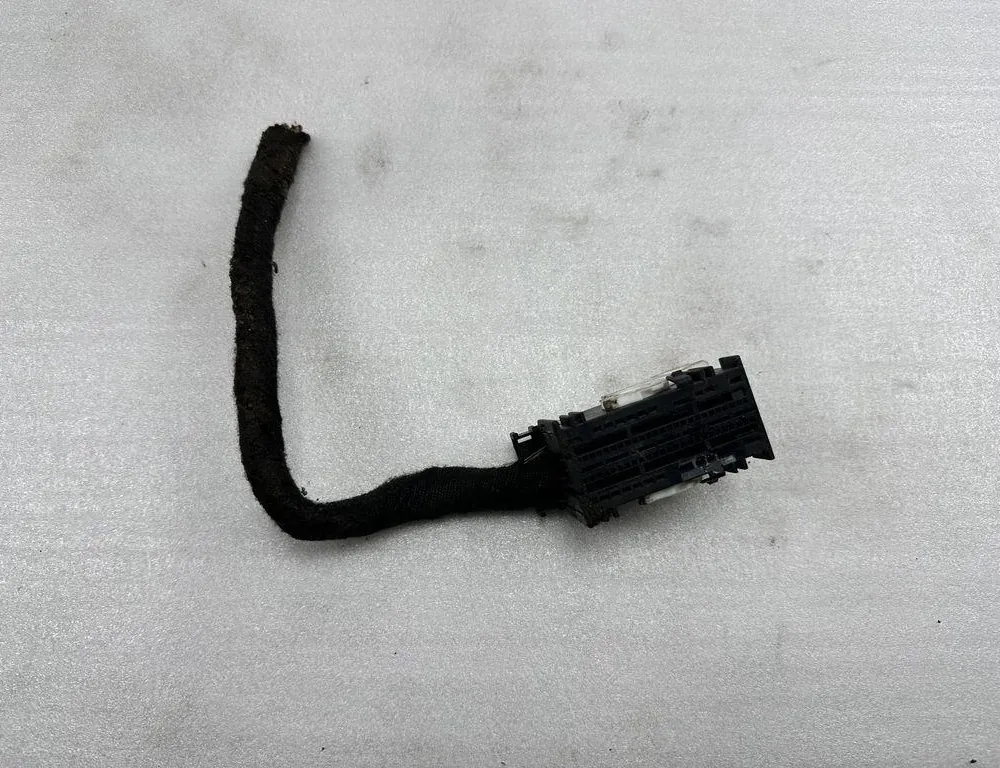 AUDI A6 C6/4F (2004-2011) Kabeļi / vadi 4F0927184 34131911