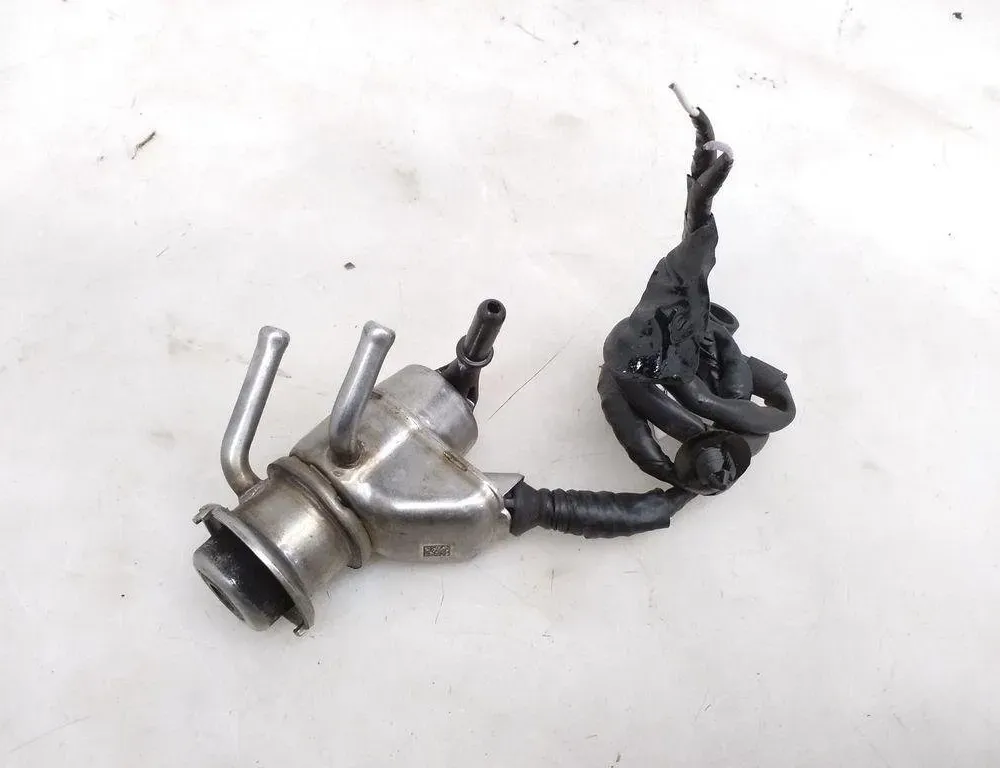 SEAT Alhambra 2 generation (2010-2021) AdBlue inžektori 04L131113P 31286334