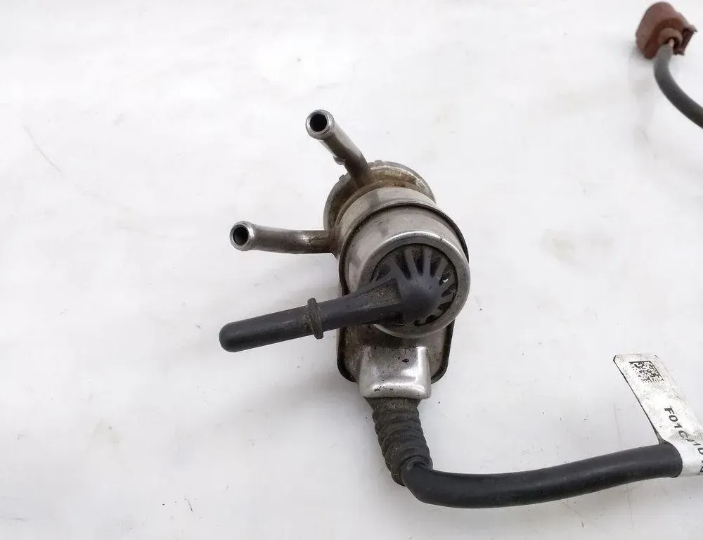 SKODA Octavia 3 generation (2013-2020) AdBlue inžektori 04L131113P 31978902