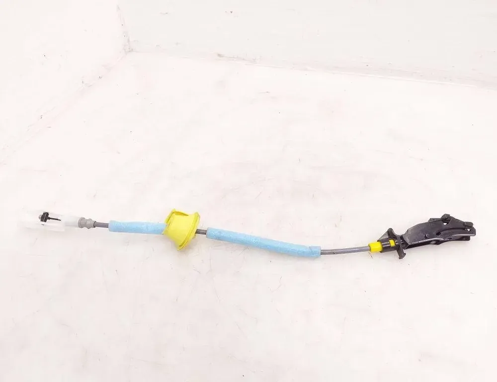 BMW 3 Series G20/G21/G28 (2018-2024)  Кабель дверного замка 7432227 33251720