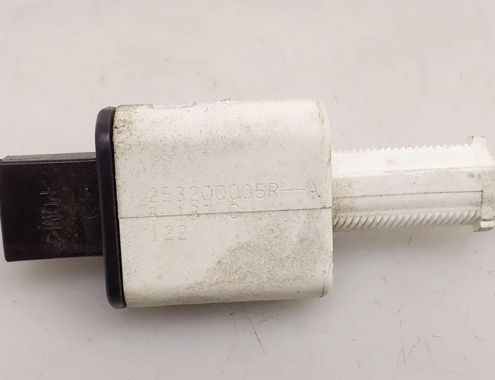 RENAULT Scenic 3 generation (2009-2015) Bremžu pedāļa sensors Varde 253200005R 33569964