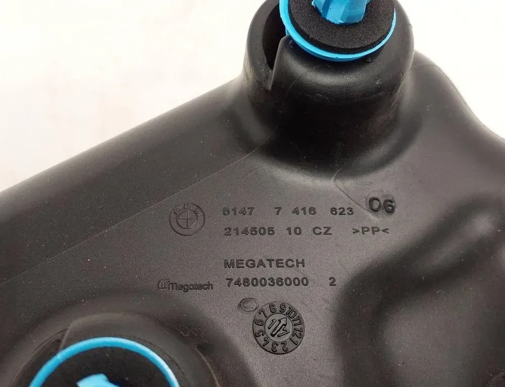 BMW 5 Series G30/G31 (2016-2023) Kreisās puses dekoratīvā plastmasas sliekšņu uzlika 8064743 33581285