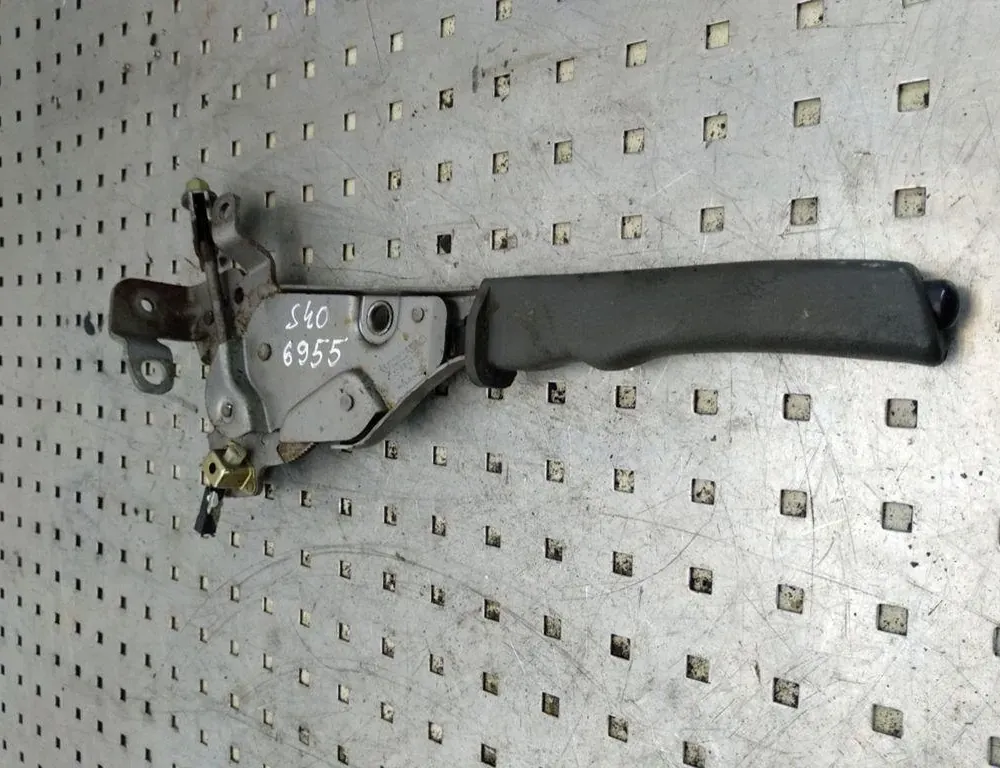 VOLVO V40 1 generation (1996-2004) Stāvbremzes mehānisms 30884077 34344389