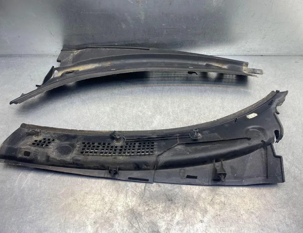 PEUGEOT Partner 1 generation (1996-2012) Priekšējā stikla tīrītāja apdare / plastmasa 9642405877 34334690