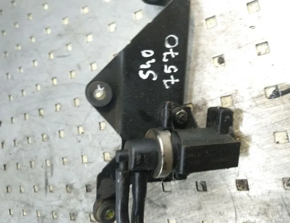 VOLVO V40 1 generation (1996-2004) Solenoīda vārsts 72190344 34351593