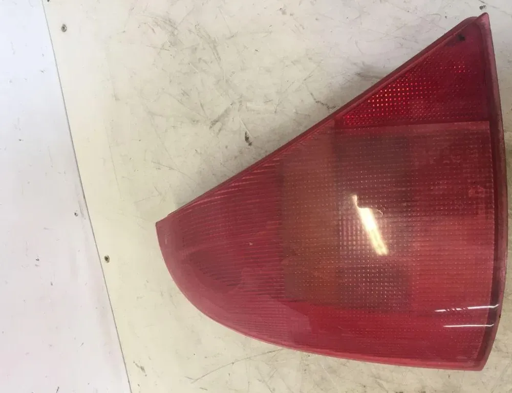 RENAULT Clio 2 generation (1998-2013) Aizmugurējais kreisais lukturis 34351889