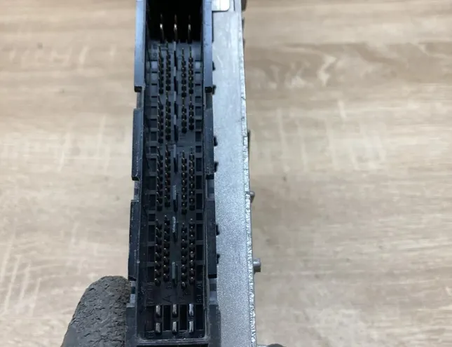 VOLVO V70 1 generation (1997-2000) Motora vadības bloks 08677708A,0281010319 34433385