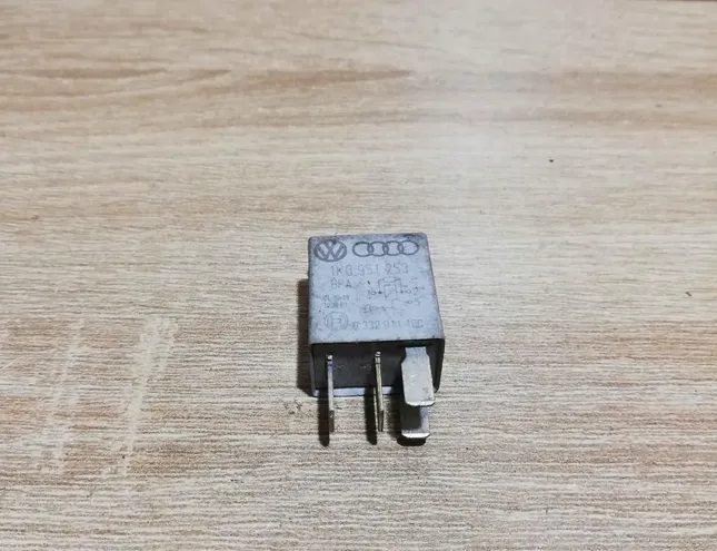 VOLKSWAGEN Golf 1 generation (1974-1993) Relejs 0332011100 34414598