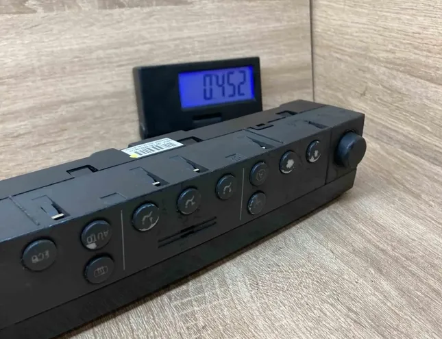 OPEL Omega B (1994-2003) БЛОК УПРАВЛЕНИЯ КОНДИЦИОНЕРА ВОЗДУХА / КЛИМАТА/ ПЕЧКИ (В САЛОНЕ) 09105065,09146082 34397102