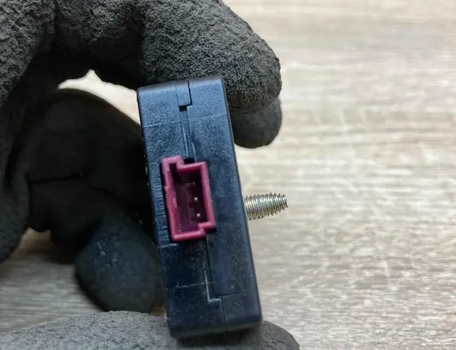 BMW X3 E83 (2003-2010) Antenas pastiprinātājs 6990089,699008901 34408899