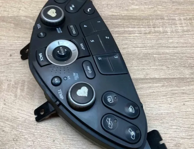 NISSAN Primera P10 (1990-1997) 28395AV610 34402811