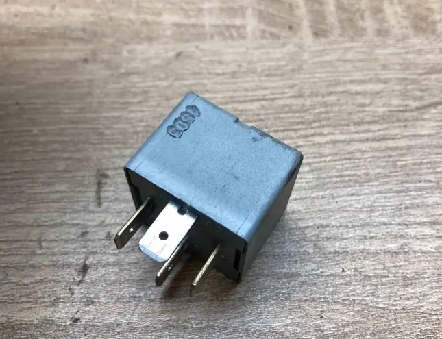 VOLKSWAGEN Passat B5 (1996-2005) Relejs 141951253B,20240072 34388138