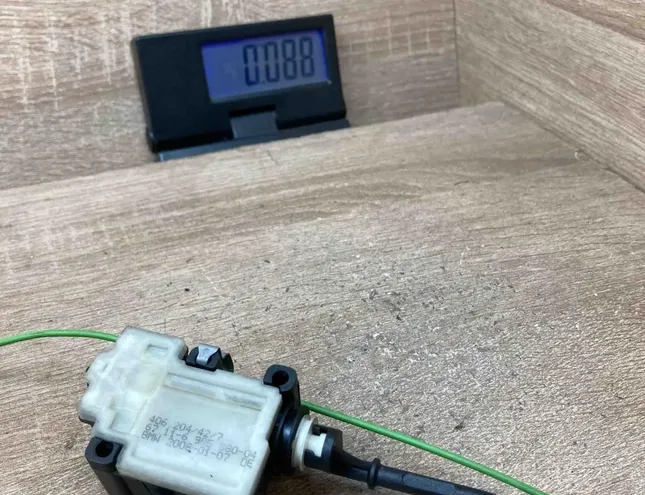 BMW 3 Series E21 (1975-1983) Degvielas tvertnes vāciņa bloķēšana 6985880 34373116