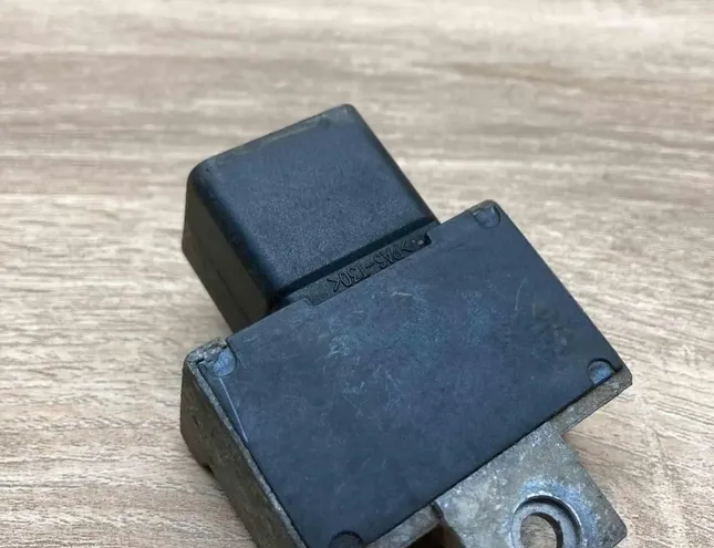 RENAULT Clio 2 generation (1998-2013) Aizdedzes sveces 7700115079 34382458