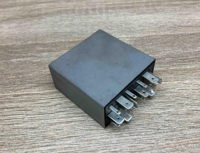 VOLKSWAGEN Passat B5 (1996-2005) Relejs 1J0955531,72WV404,192 34328261