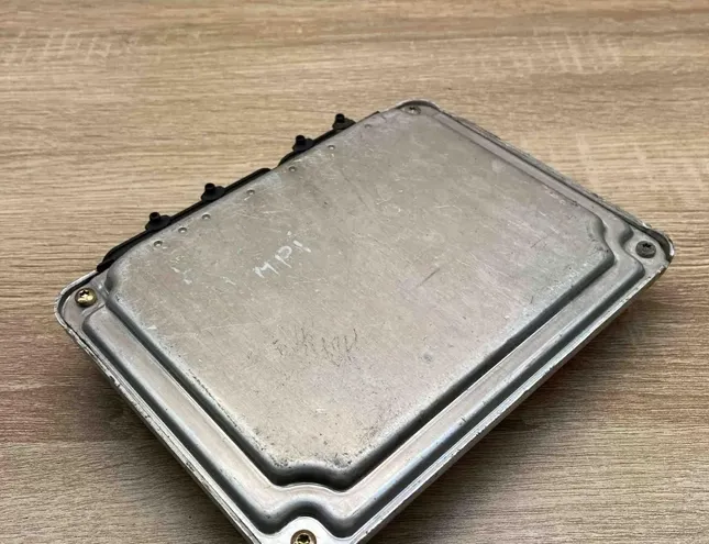 VOLKSWAGEN Polo 4 generation (2001-2009) Блок управления двигателем 030906032J,0261204913 34367111