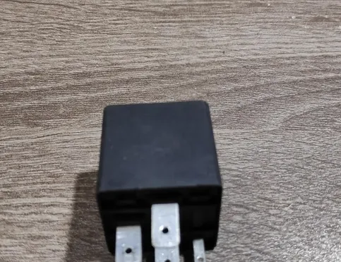 VOLKSWAGEN Golf 1 generation (1974-1993) Relays 357906381a,109 34412303