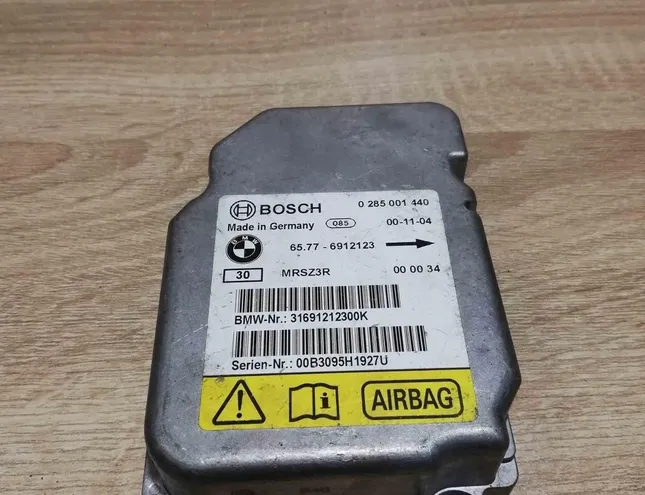 BMW 3 Series E21 (1975-1983) Drošības / signalizācijas vadības bloks 6912123,unit 34415168