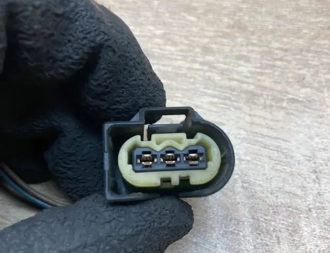 BMW 1 Series E81/E82/E87/E88 (2004-2013) Augstsprieguma aizdedzes vads (svečvads) 7508154,09447362 34388240