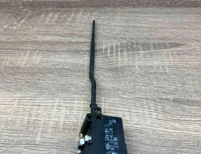 BMW 3 Series E21 (1975-1983) Degvielas tvertnes vāciņa bloķēšana 6930764 34369137